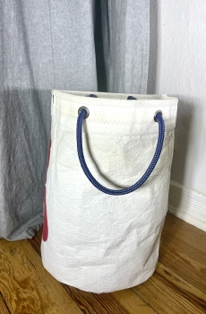 Segeltuch Wäschekorb mit Zahl 3 in rot