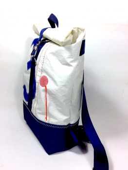 Roll-on-Top Segeltuchrucksack mit blauer 3