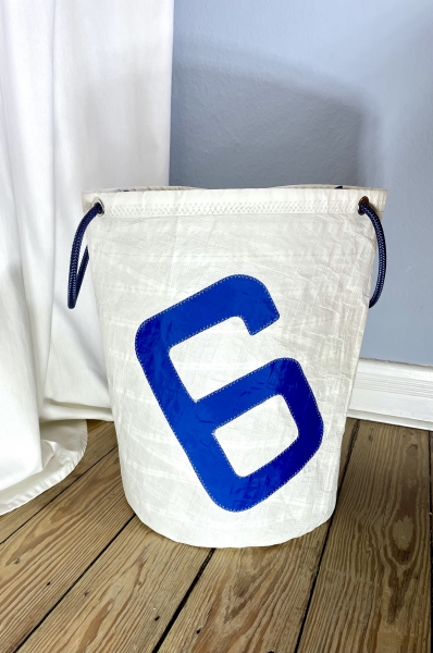 Segeltuch Wäschekorb mit Zahl 6 in blau