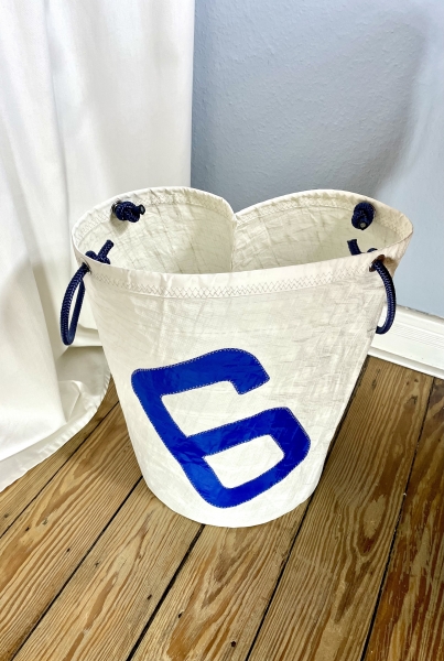 Segeltuch Wäschekorb mit Zahl 6 in blau