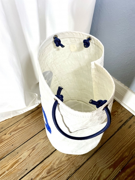 Segeltuch Wäschekorb mit Zahl 6 in blau