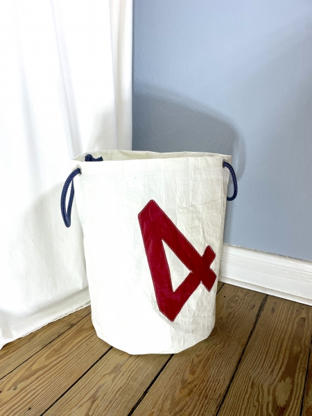 Segeltuch Wäschekorb mit Zahl 4 in rot